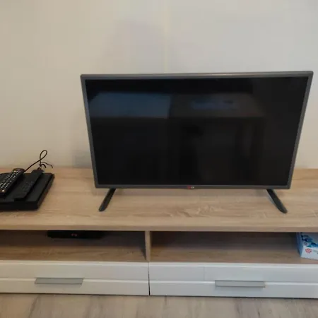 Cozy Avec Parking Privé, Wifi&linge * Severac