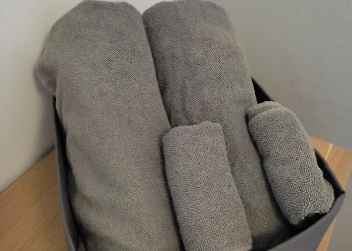 Cozy Avec Parking Prive, Wifi & Linge, Check-in Autonome * Severac